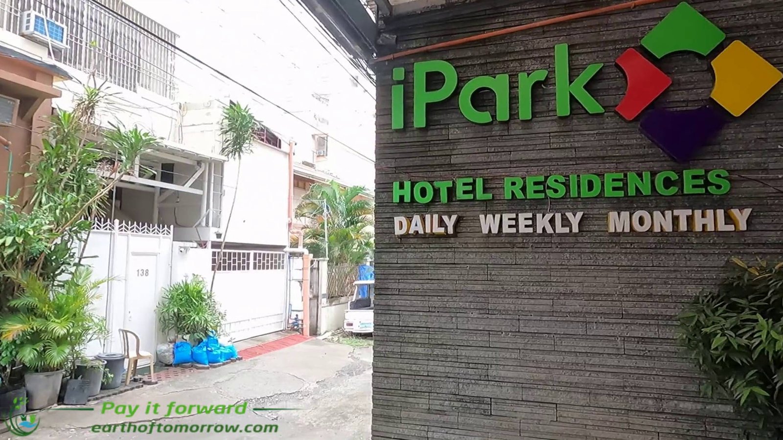 We review Oyo 442 IT Park hotel in Cebu City