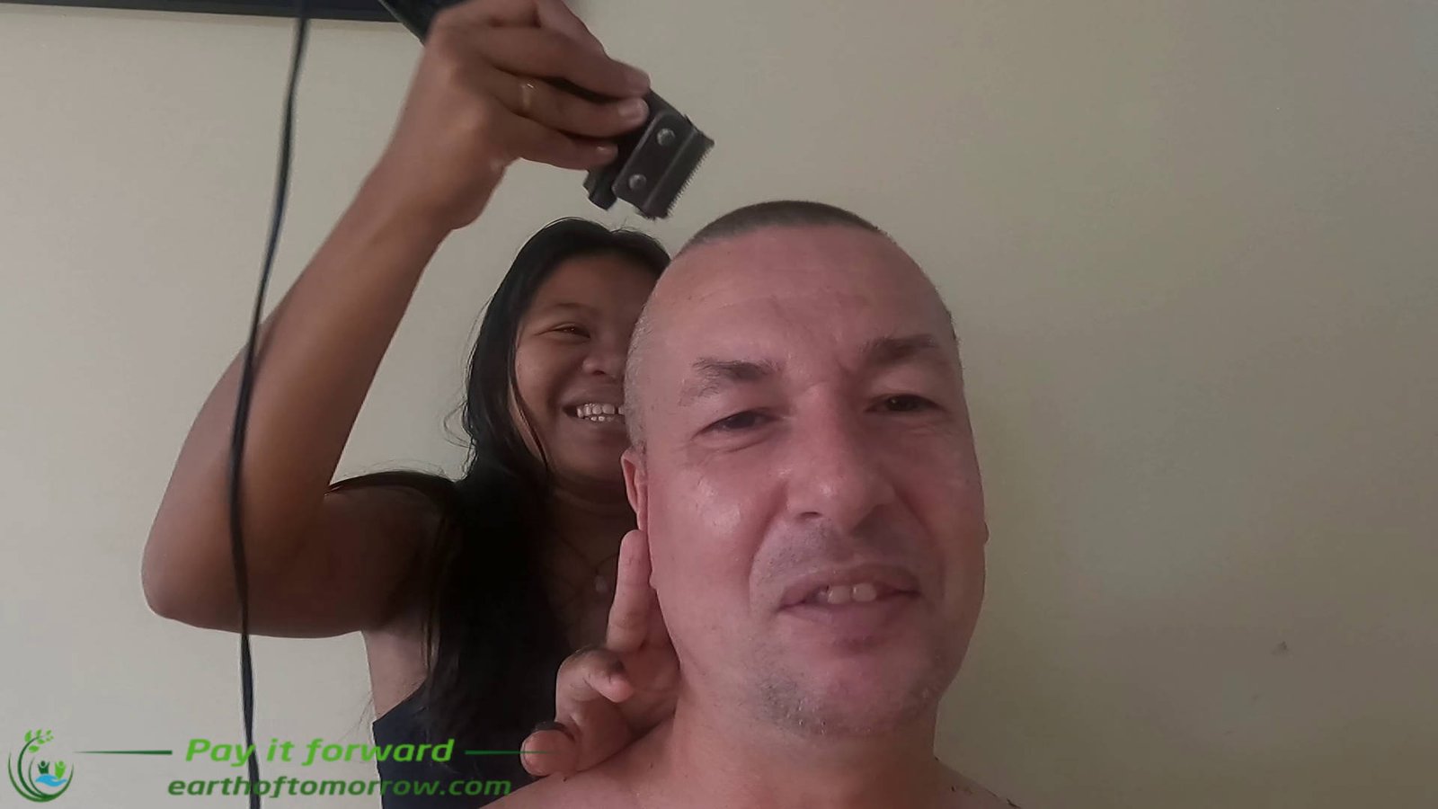I get my hair cut while punishing Jessa at the same time